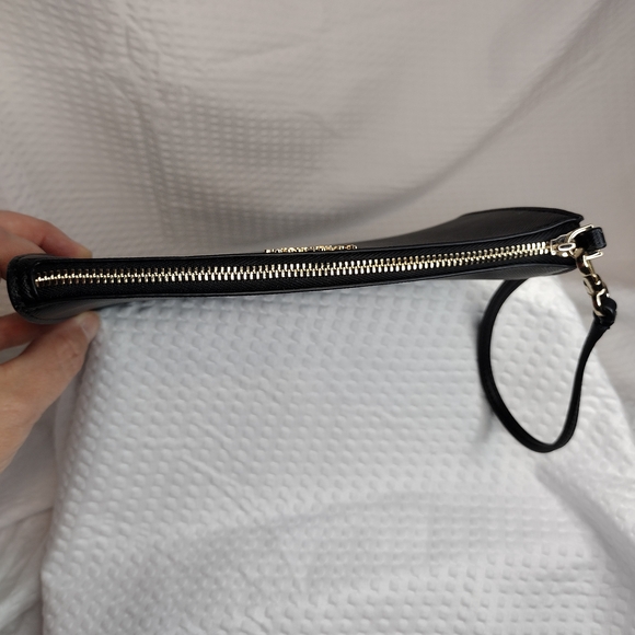 Kate Spade Staci Medium Black L-Zip Wristlet - Picture 6 of 10